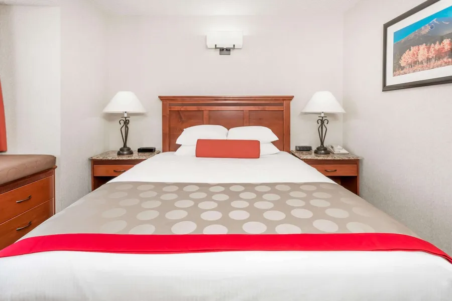 Ramada by Wyndham Frisco hotel detail image 6