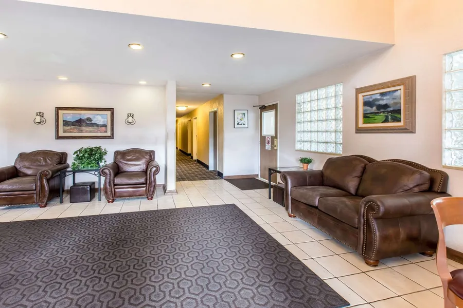 Quality Inn & Suites Silverthorne - Copper Mountain hotel detail image 6