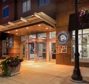 Sheraton Duluth Hotel hotel detail image 5