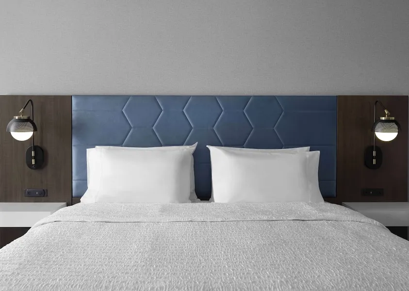 Hampton Inn & Suites Dallas-DFW ARPT W-SH 183 Hurst hotel detail image 6