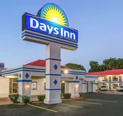 Days Inn by Wyndham South Fort Worth hotel detail image 3