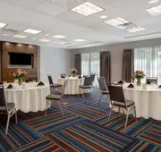 Hampton Inn & Suites Yonkers hotel detail image 4