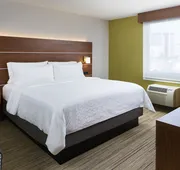 Holiday Inn Express Richmond Downtown by IHG hotel detail image 5