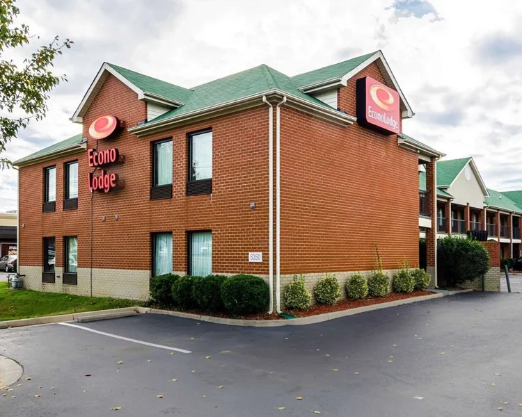 Econo Lodge Richmond North hotel detail image 2
