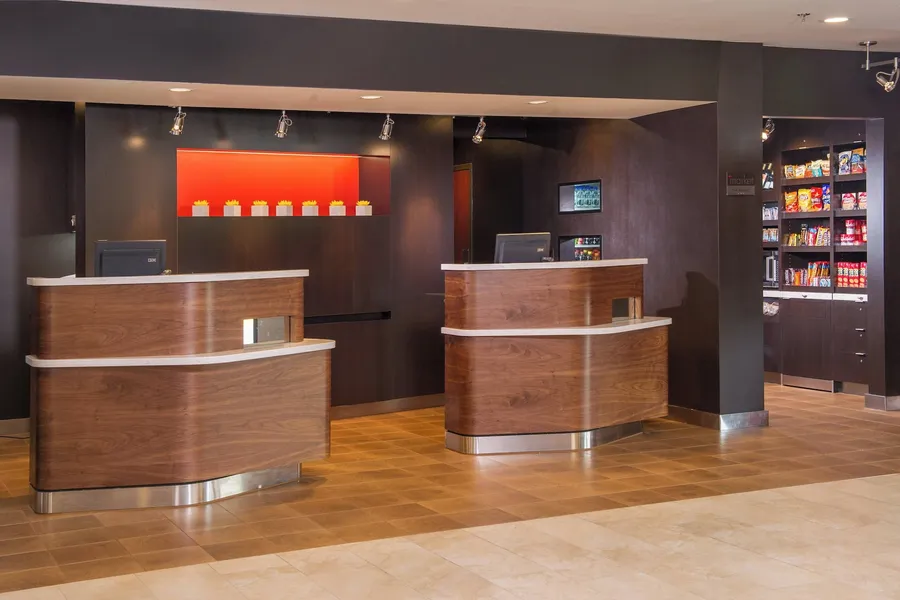 Courtyard by Marriott Richmond West hotel detail image 2