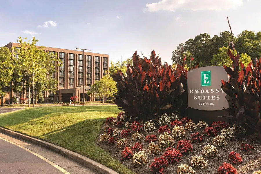 Embassy Suites by Hilton Richmond hotel detail image 2