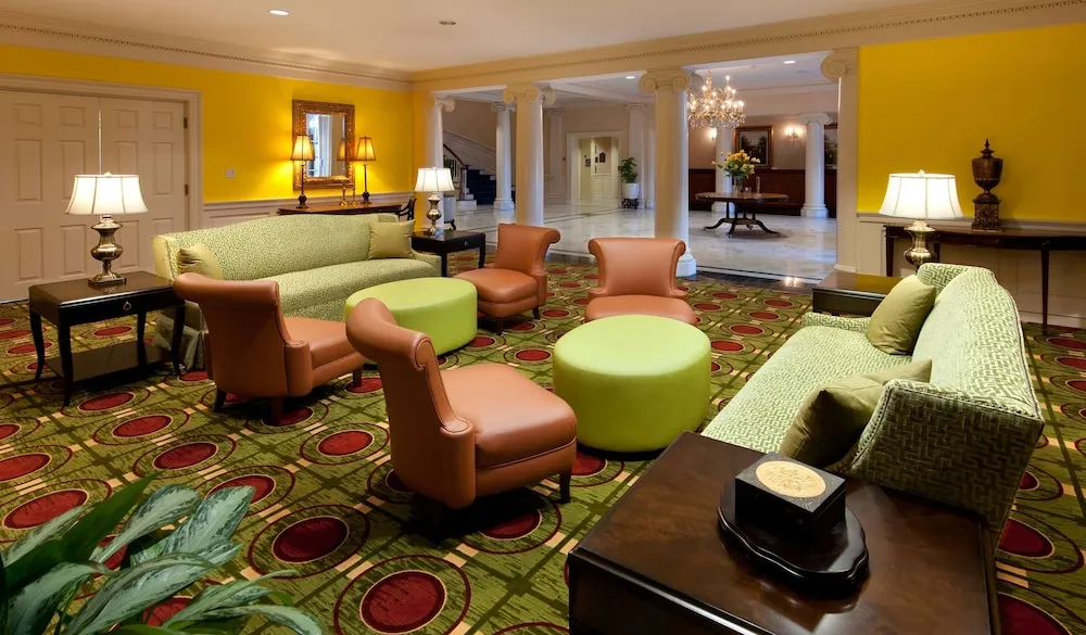 Virginia Crossings Hotel, Tapestry Collection by Hilton hotel detail image 2
