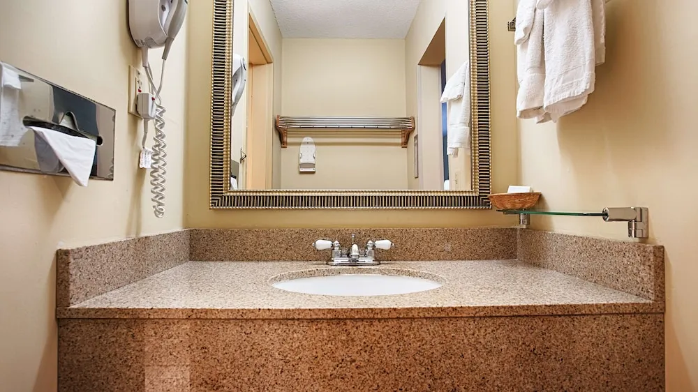 Best Western West Greenwich Inn hotel detail image 6