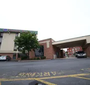Comfort Suites Bethlehem Near Lehigh University and LVI Airport hotel detail image 7
