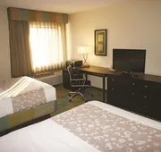La Quinta Inn & Suites by Wyndham Plattsburgh hotel detail image 5