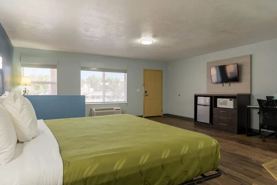 Quality Inn & Suites Manitou Springs at Pikes Peak hotel detail image 6