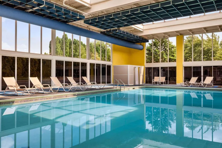 Days Hotel by Wyndham Allentown Airport / Lehigh Valley hotel detail image 2
