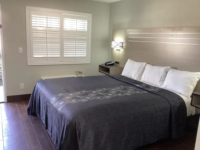 Mayfair Inn Ontario Airport hotel detail image 6