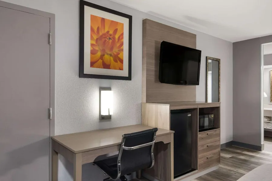 Quality Inn near Casinos and Convention Center hotel detail image 2