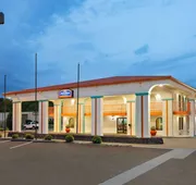 Howard Johnson by Wyndham Chattanooga Lookout Mountain I-24 hotel detail image 3