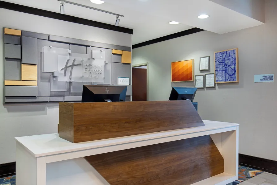 Holiday Inn Express Hotel Ooltewah Springs-Chattanooga by IHG hotel detail image 2