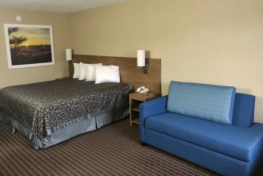 Days Inn By Wyndham Lexington/Columbia hotel detail image 6