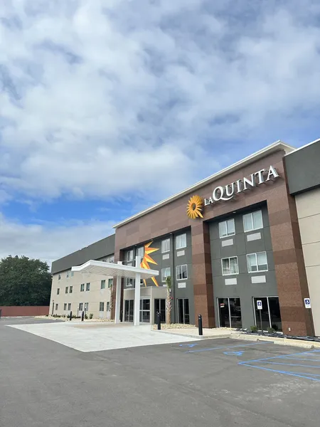 La Quinta Inn by Wyndham Columbia NE/Fort Jackson hotel detail image 2