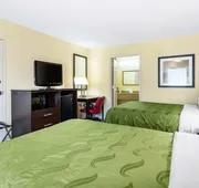 Quality Inn & Suites Lexington hotel detail image 7