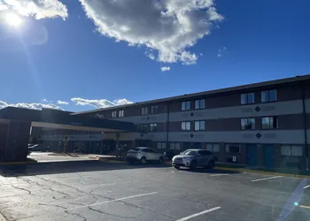 Suburban Studios Columbia Northwest hotel thumbnail 2