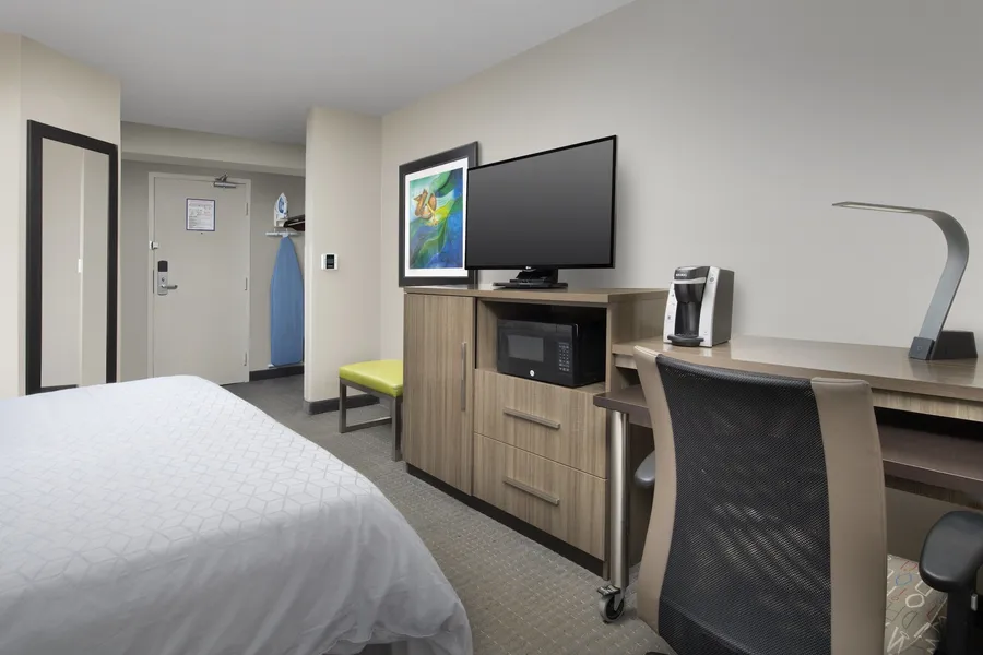 Holiday Inn Express & Suites Annapolis by IHG hotel detail image 6
