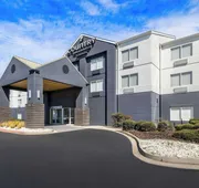 Country Inn & Suites by Radisson, LSU/Medical Corridor hotel detail image 3
