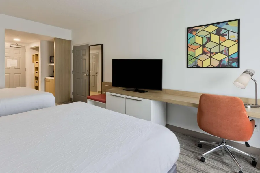 Hilton Garden Inn Birmingham/Lakeshore Drive hotel detail image 2