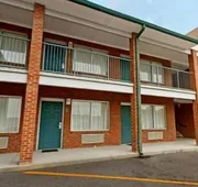 Americas Inn hotel detail image 4