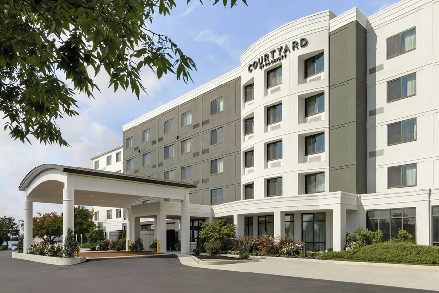 Courtyard by Marriott Lancaster hotel detail image 2