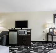 Bricktown Hotel & Extended Stay hotel detail image 4