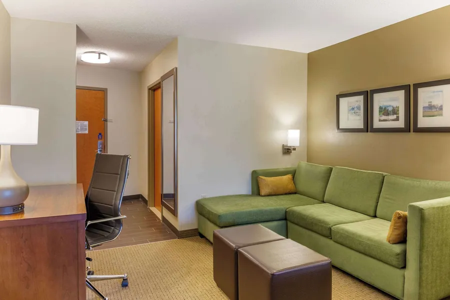 Comfort Suites Lancaster Amish Country hotel detail image 6