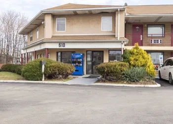 OYO Hotel Edison NJ Route 1 hotel thumbnail 4