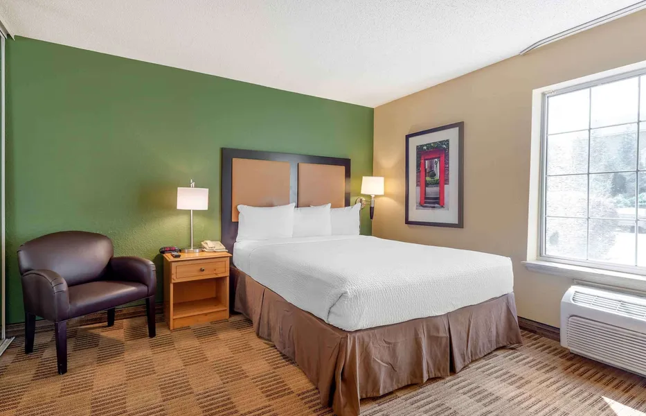 Extended Stay America Suites Newark Woodbridge hotel detail image 6