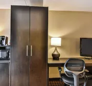 Comfort Inn Windsor hotel detail image 7