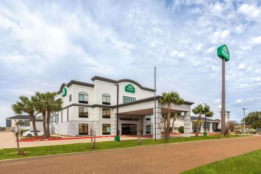 Wingate by Wyndham Sulphur Near Lake Charles hotel detail image 2