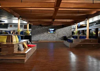 CoCo Key Omaha Hotel and Water Resort hotel thumbnail 2