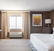 Wyndham Omaha / West Dodge hotel detail image 3