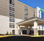 Holiday Inn Express & Suites Central Omaha by IHG hotel detail image 3