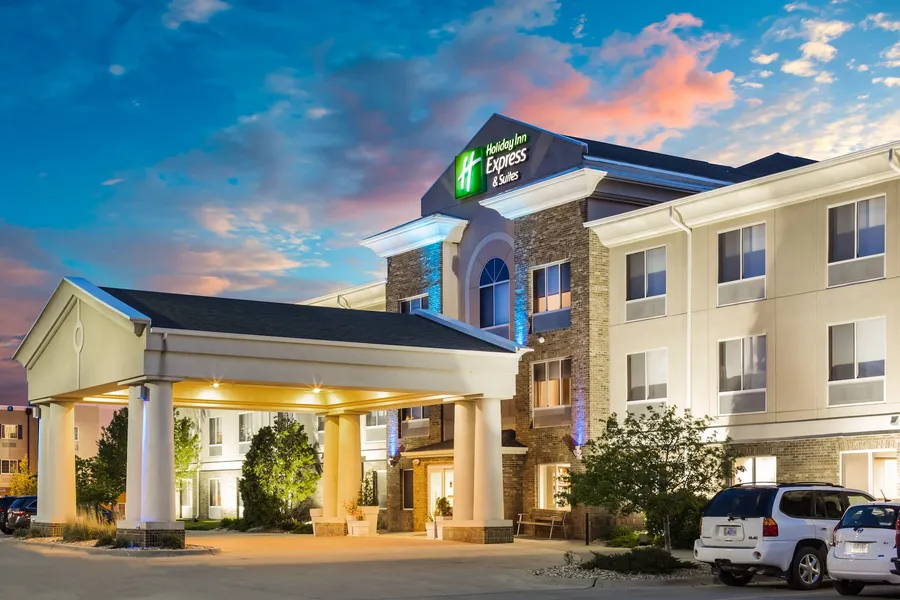 Holiday Inn Express & Suites Bellevue by IHG hotel detail image 2