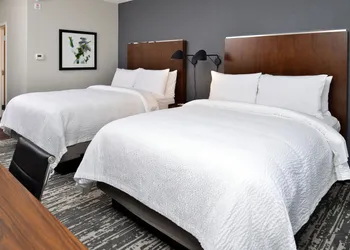 Four Points by Sheraton Omaha Midtown hotel thumbnail 3