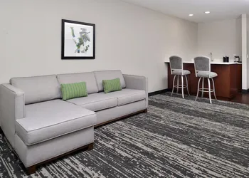 Four Points by Sheraton Omaha Midtown hotel thumbnail 5