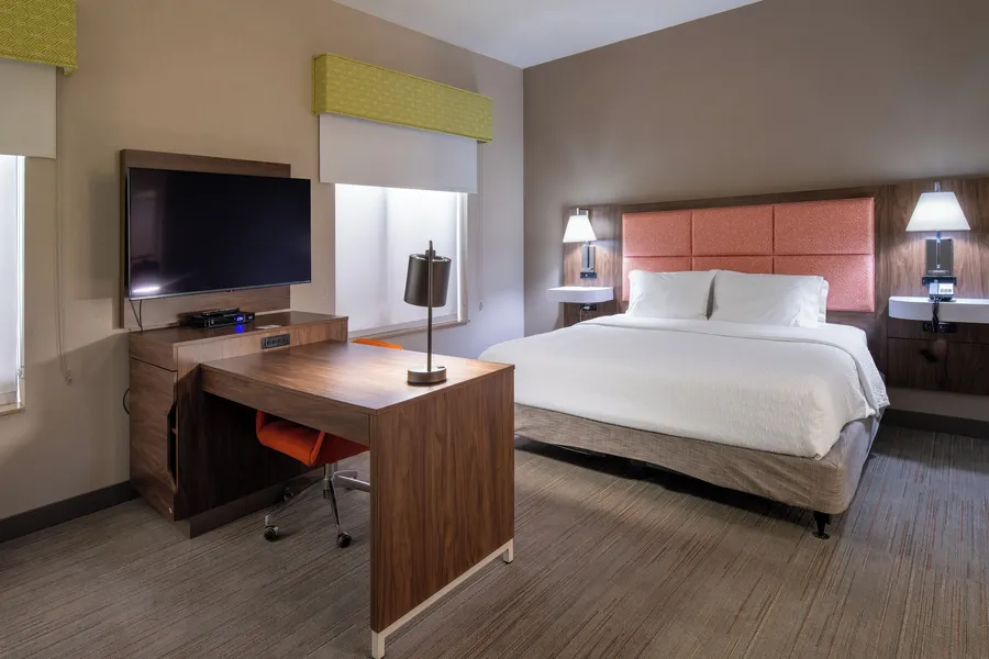 Hampton Inn Omaha West-Lakeside hotel detail image 6