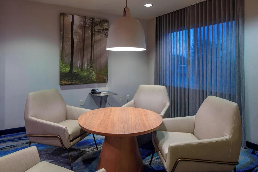 Fairfield Inn & Suites by Marriott Venice hotel detail image 2
