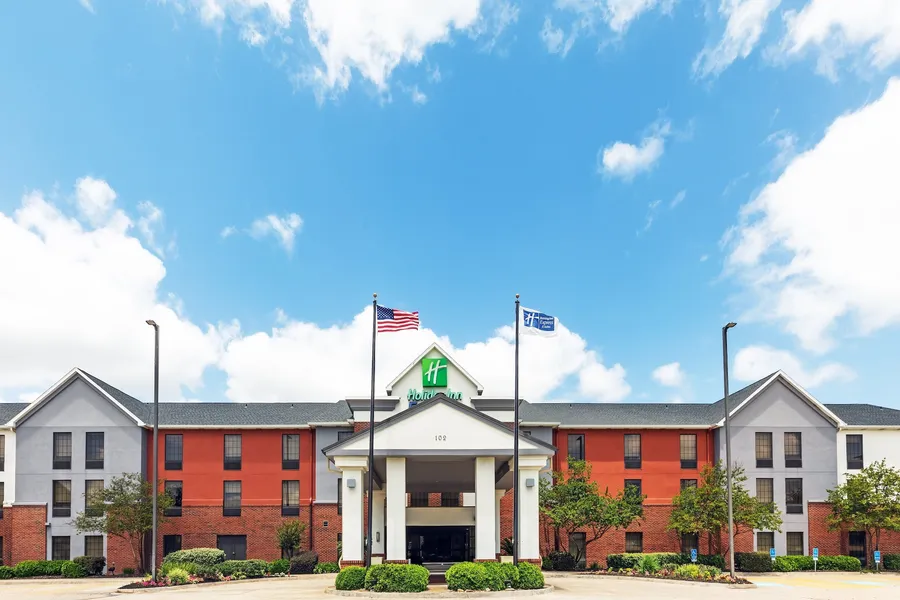 Holiday Inn Express & Suites Sulphur (Lake Charles) by IHG hotel detail image 2