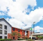 Holiday Inn Express & Suites Sulphur (Lake Charles) by IHG hotel detail image 5