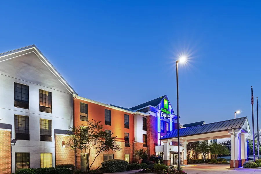 Holiday Inn Express & Suites Sulphur (Lake Charles) by IHG hotel detail image 6