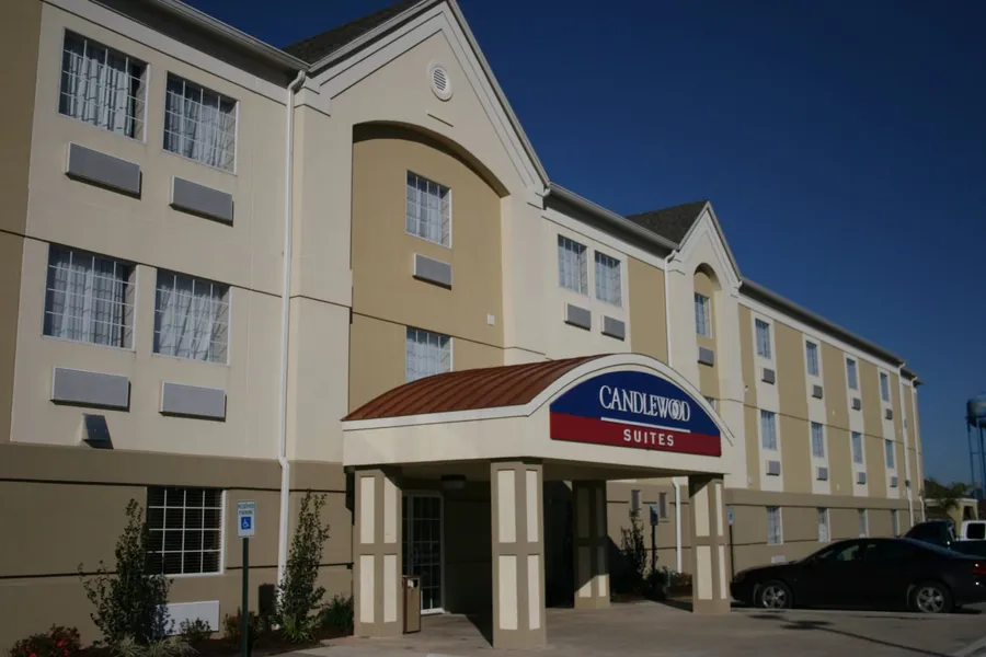 Candlewood Suites Lake Charles - Sulphur by IHG hotel detail image 2