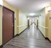 Red Roof Inn & Suites Lake Charles hotel detail image 7