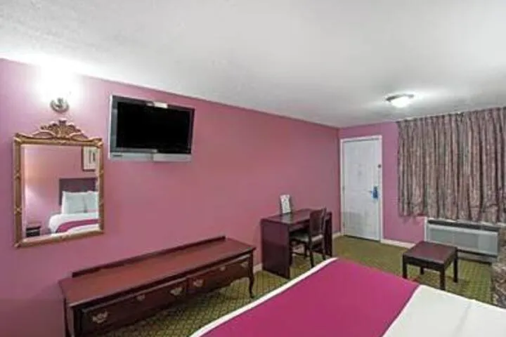 Rodeway Inn hotel detail image 2