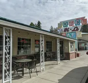 Hi-Lo Motel, Cafe and RV Park Mount Shasta Area hotel detail image 3